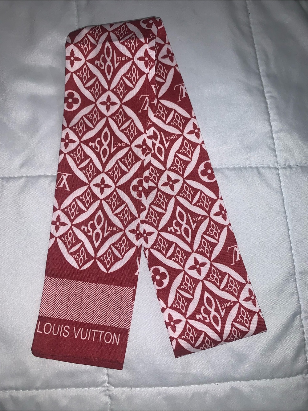 NWOT Red/White Monogram Twilly Scarf